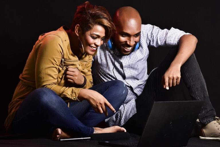 9-best-budget-apps-for-couples-no-money-fights-2022-update